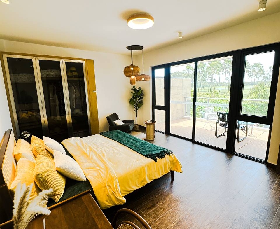 960
